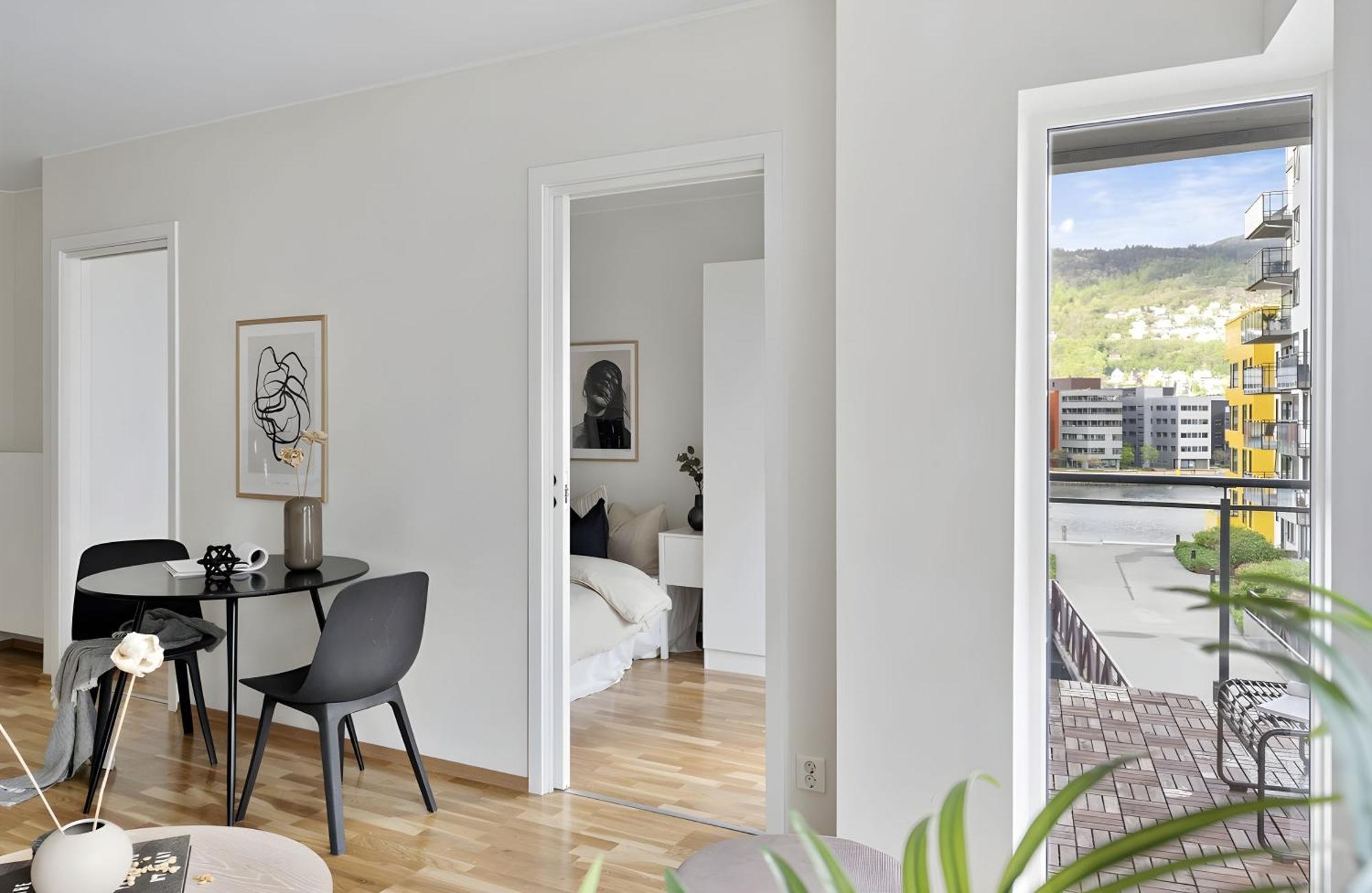 Modern Apartment In The Center Of Берген Екстериор снимка